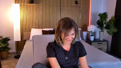 cutemirage online show from 05/23/26, 02:54