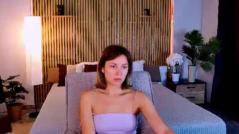 Snapshot of cutemirage chatting on 06/19/26, 03:05 cutemirage online show from 06/19/26, 03:05