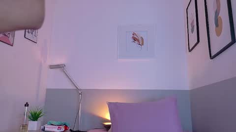 cutepetitee online show from 05/28/26, 08:17
