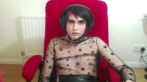 cutest_princess online show from 11/01/25, 11:07