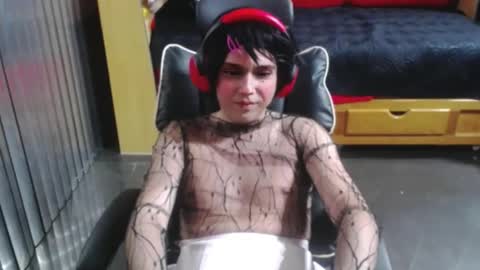 cutest_princess online show from 04/16/26, 01:28