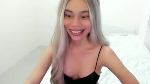 Vera online show from 03/23/26, 04:22