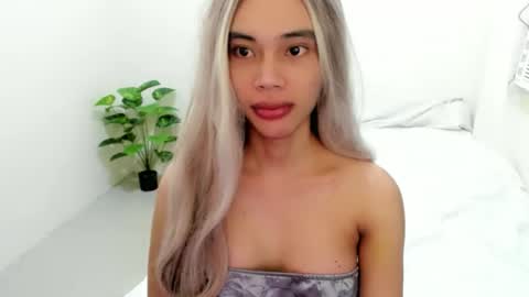 Vera online show from 03/27/26, 03:23