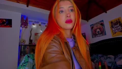 cuteweed420 online show from 01/04/25, 05:37