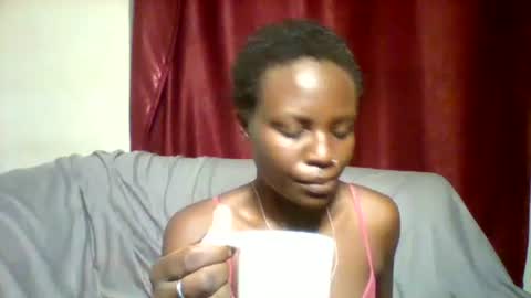 cutey_lunar online show from 01/28/25, 12:43