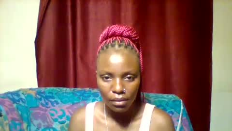 cutey_lunar online show from 02/01/25, 06:40