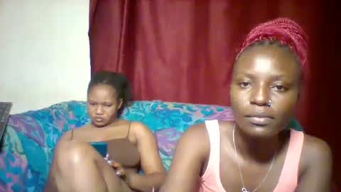 cutey_lunar online show from 02/02/25, 07:41