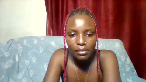 cutey_lunar online show from 02/17/25, 05:58