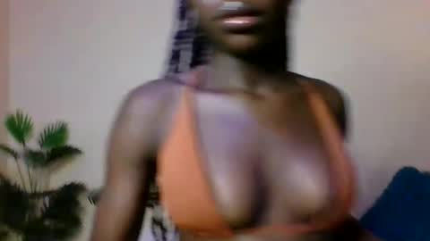 cutey_mara online show from 04/05/26, 04:42