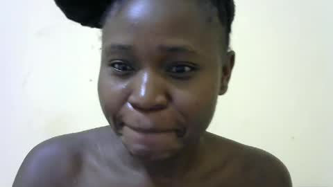 cutezola online show from 07/19/26, 04:16