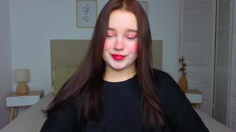 Snapshot of cutie__cutiee_ chatting on 01/31/26, 11:25 Nika online show from 01/31/26, 11:25