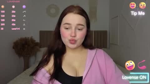 Snapshot of cutie__cutiee_ chatting on 02/05/26, 02:22 Nika online show from 02/05/26, 02:22