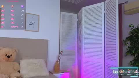 Snapshot of cutie__cutiee_ chatting on 02/26/26, 02:16 Nika online show from 02/26/26, 02:16