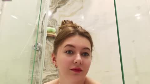 Ashley online show from 09/14/25, 01:54