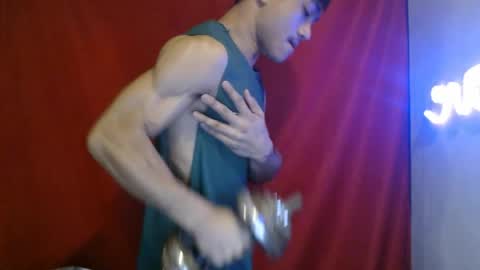 cutie_hunk69 online show from 07/22/26, 01:19
