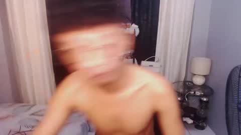 Snapshot of cutie_mico chatting on 10/27/25, 11:03 cutie_mico online show from 10/27/25, 11:03