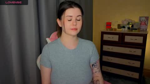 mili online show from 04/14/26, 05:41