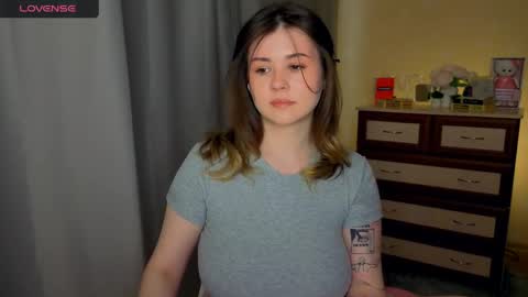 mili online show from 04/17/26, 08:17