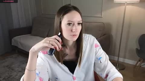 Snapshot of cutie_naughty_girl chatting on 02/03/26, 06:40 Kate online show from 02/03/26, 06:40