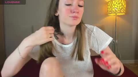 Kate online show from 05/27/26, 08:22