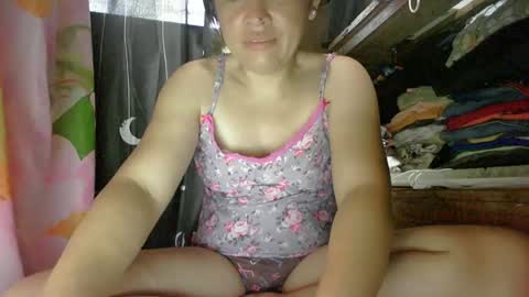 cutie_pie02 online show from 04/25/26, 10:07