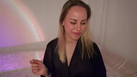 cutie_xoxo_ online show from 04/10/26, 08:13