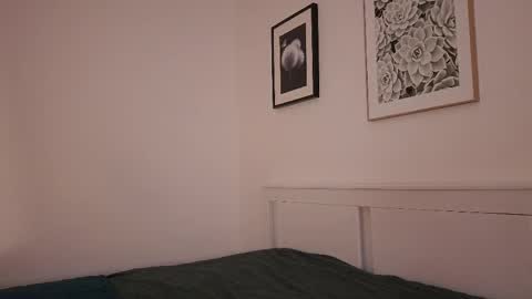 cutie_xoxo_ online show from 04/27/26, 03:37