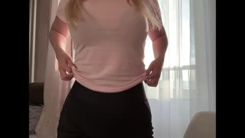 Chloe online show from 03/30/26, 12:17