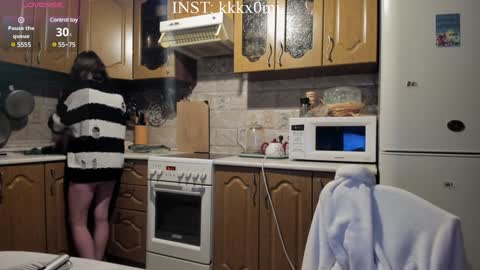 cutiekitty_cb online show from 12/19/24, 12:01