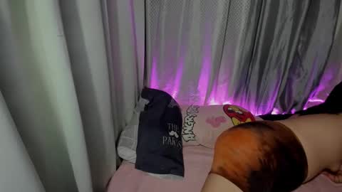 riri online show from 11/15/25, 09:06