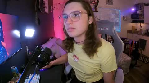 cutiepiescarlett online show from 05/22/26, 02:30