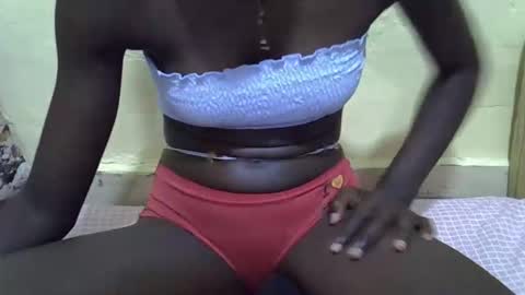 Snapshot of cuttey_slim22 chatting on 01/07/26, 05:26 cuttey_slim22 online show from 01/07/26, 05:26