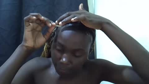 cuttey_slim22 online show from 05/18/26, 10:26