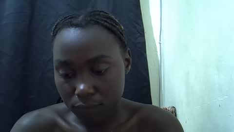 cuttey_slim22 online show from 05/28/26, 07:44