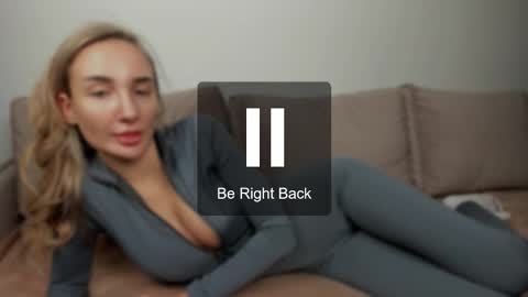 CuttieChloe online show from 10/28/25, 07:38