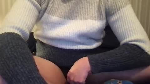 cuttop2373844 online show from 02/27/25, 07:37