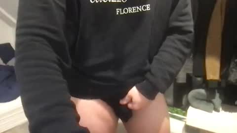 cuttop2373844 online show from 10/20/25, 05:02