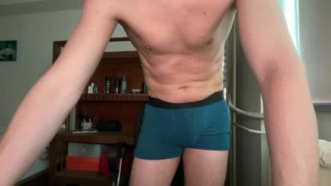 Snapshot of cx09kk1006 chatting on 06/29/26, 04:07 cx09kk1006 online show from 06/29/26, 04:07