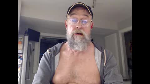 Snapshot of cxcdn chatting on 01/05/25, 02:06 cxcdn online show from 01/05/25, 02:06