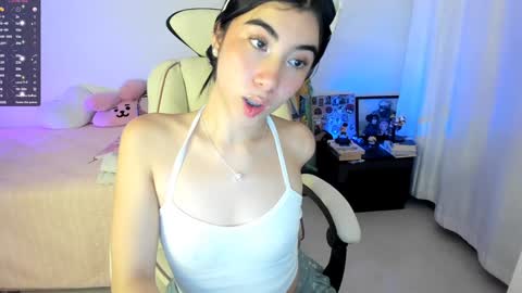 Liz online show from 01/26/25, 01:09