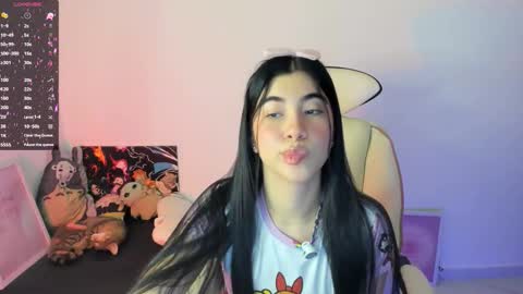 Snapshot of cyber_lizz chatting on 12/21/25, 10:06 Liz online show from 12/21/25, 10:06