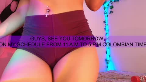 Snapshot of cybercami chatting on 12/17/24, 10:32 Camila online show from 12/17/24, 10:32