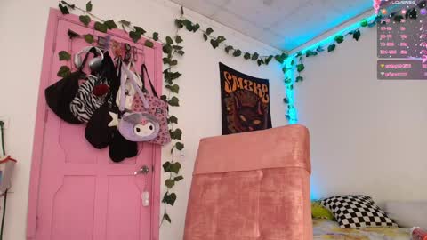 Snapshot of cybercami chatting on 01/23/25, 07:29 Camila online show from 01/23/25, 07:29