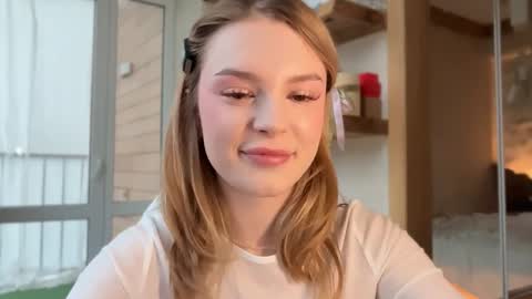 Im Emi streaming with my friend Reyna today online show from 04/29/26, 03:49
