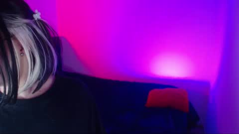 Michell online show from 07/18/26, 02:27