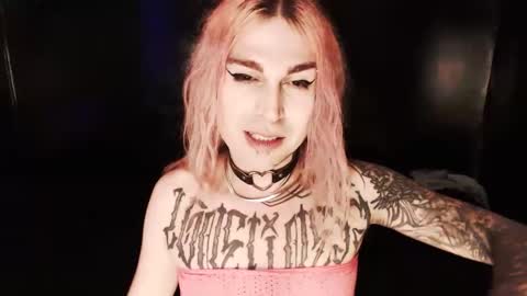 Nikki online show from 12/03/25, 01:57