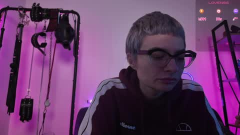 Lily Goddess online show from 05/19/26, 06:03