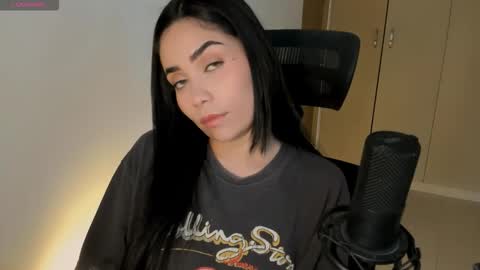 Snapshot of cyborgmuse chatting on 10/01/25, 03:18 cyborgmuse online show from 10/01/25, 03:18