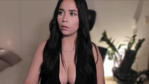 Snapshot of cyborgmuse chatting on 11/10/25, 05:17 cyborgmuse online show from 11/10/25, 05:17