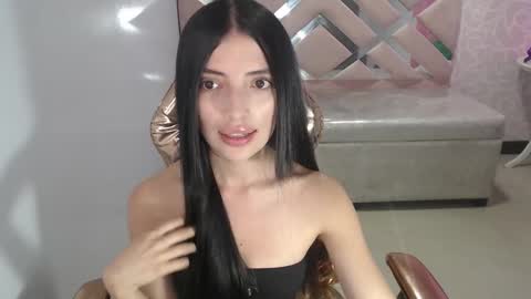 Snapshot of cynthia_ch chatting on 10/01/25, 03:56 CINTIA ARAUJO online show from 10/01/25, 03:56